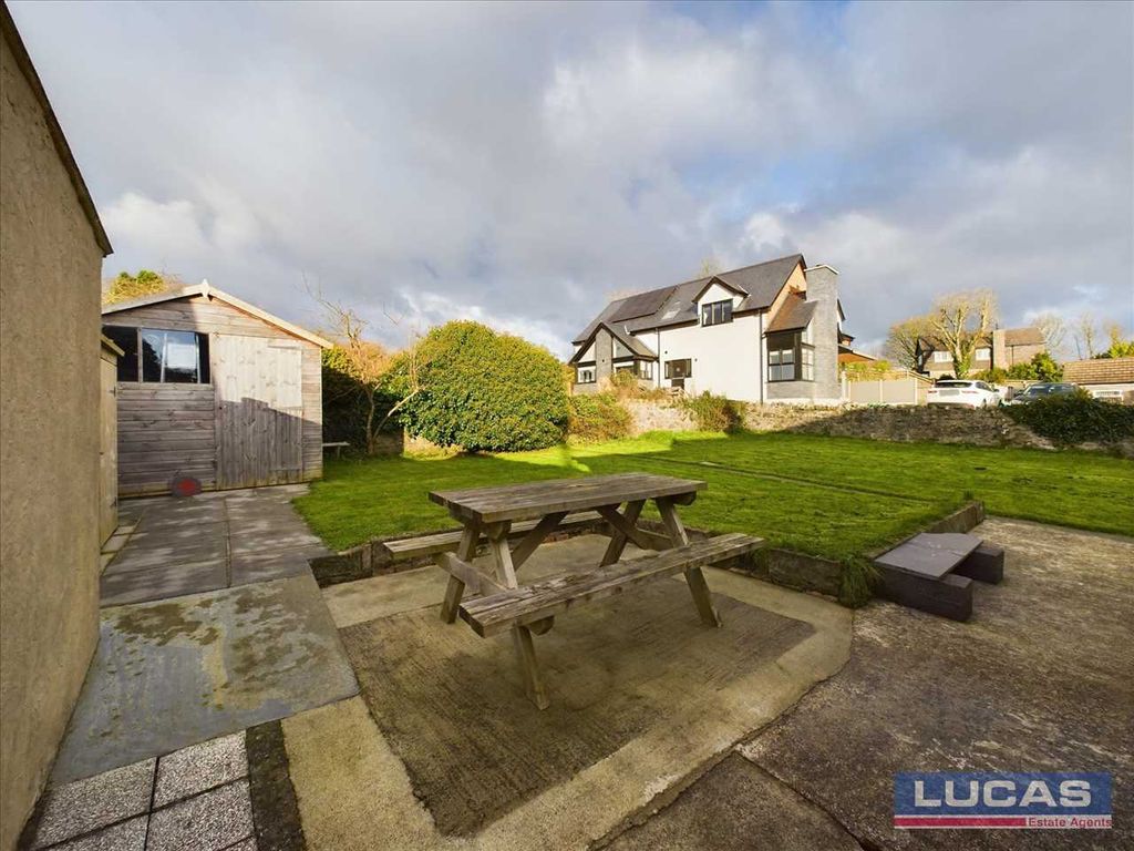 3 bed cottage for sale in Penrallt Bach, Lon Y Pant, Gwalchmai LL65, £245,000