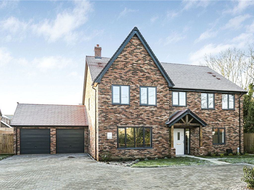 New home, 5 bed detached house for sale in Hoo Road, Meppershall, Shefford, Bedfordshire SG17, £875,000