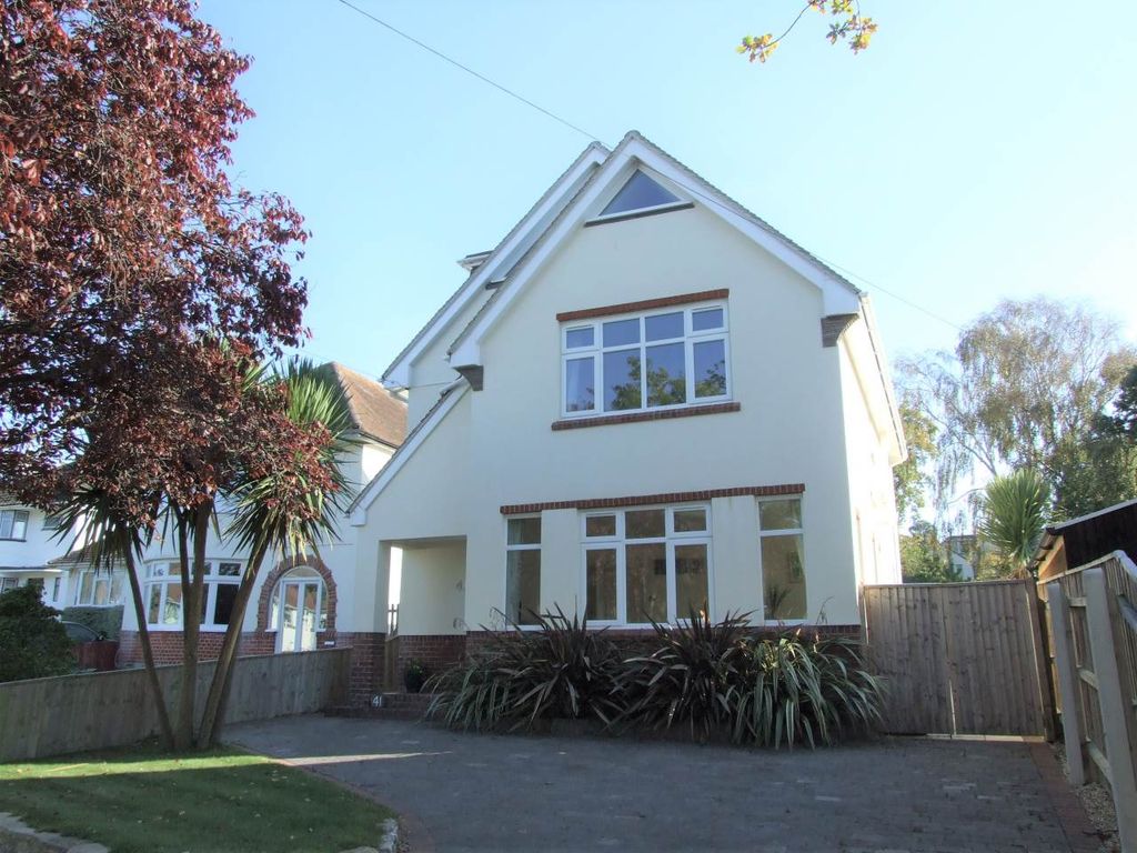 4 bed property to rent in Austin Avenue, Lilliput, Poole BH14, £2,750 pcm
