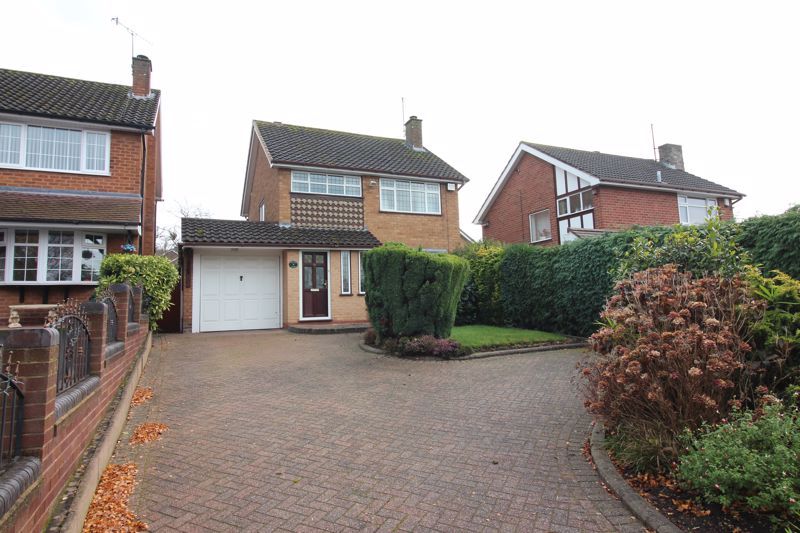 3 bed detached house for sale in Milford Close, Wordsley, Stourbridge DY8, £299,995