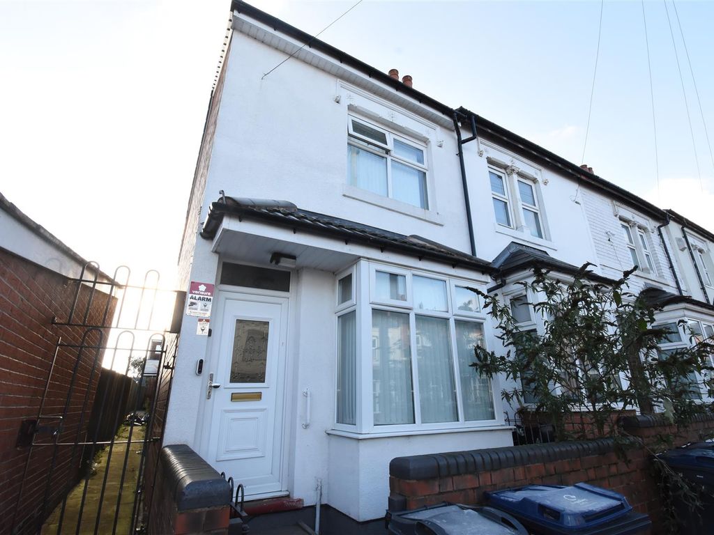 3 bed end terrace house for sale in Alderson Road, Alum Rock, Birmingham B8, £210,000