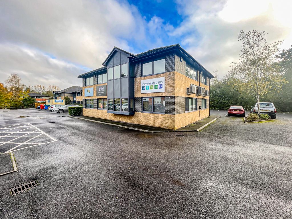 Office for sale in 5 Lakeside, Ringwood BH24, £450,000