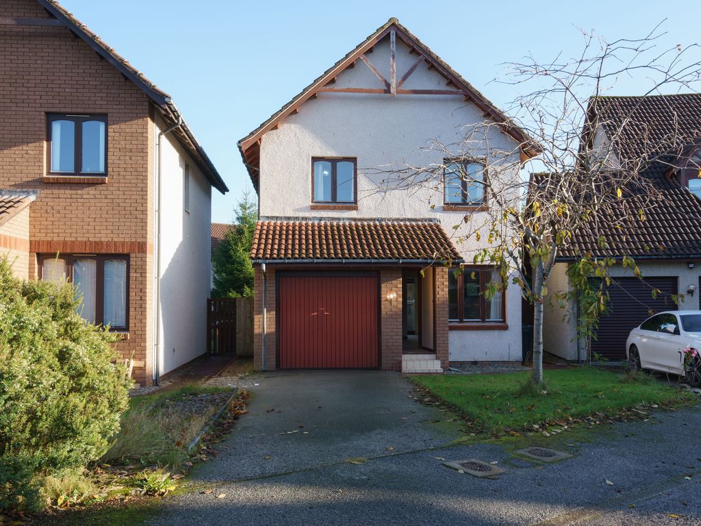 3 bed detached house for sale in Wellside Park, Kingswells, Aberdeen AB15, £240,000