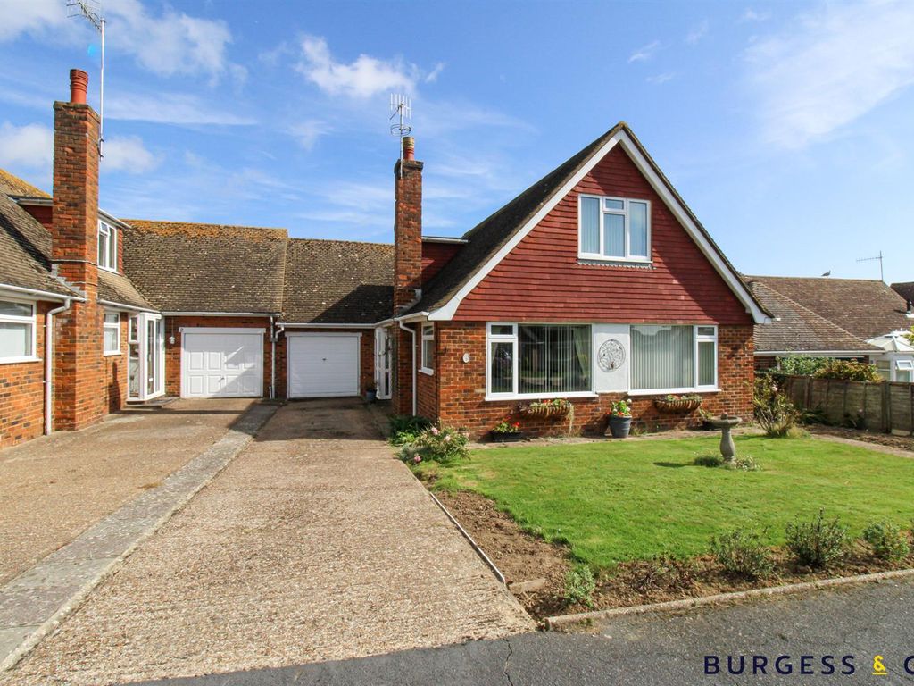 3 bed bungalow for sale in Alfriston Close, Bexhill-On-Sea TN39, £500,000