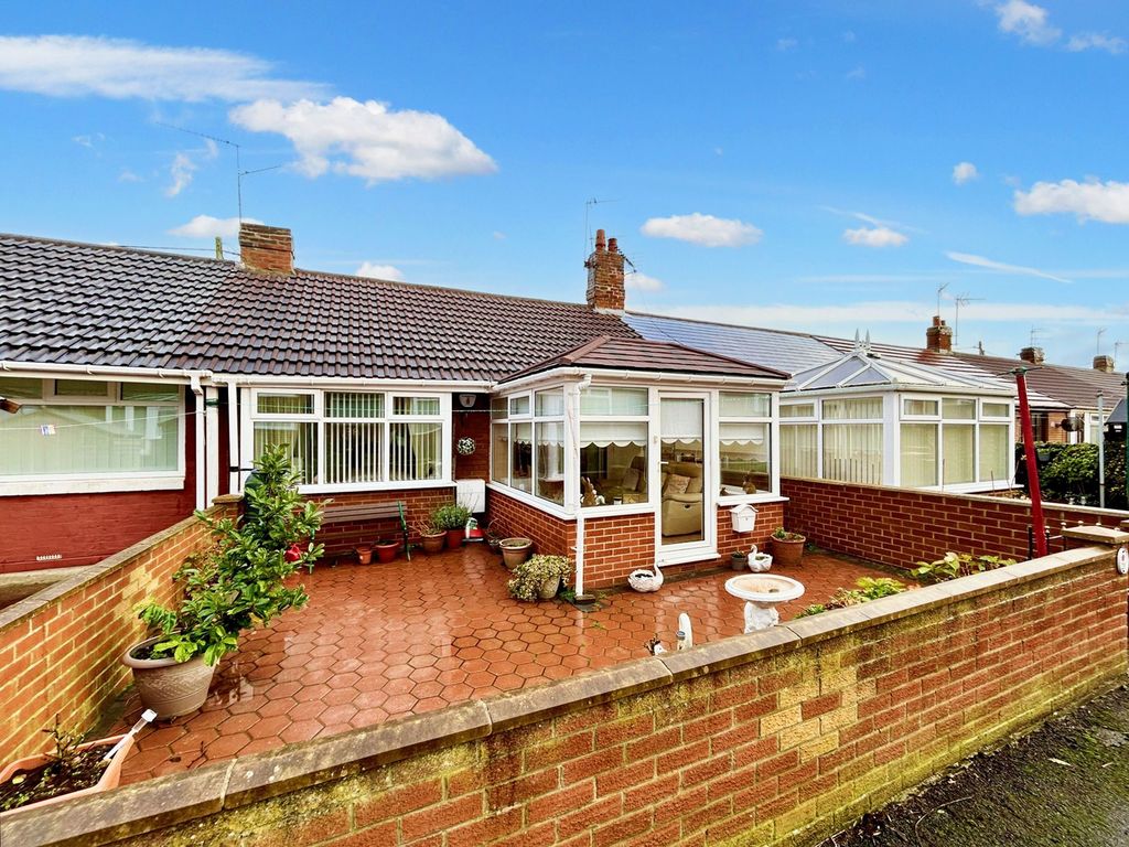 2 bed bungalow for sale in Elizabeth Street, Blackhall Colliery, Hartlepool TS27, £84,950