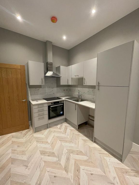 1 bed flat to rent in Marlowes, Hemel Hempstead HP1, £1,050 pcm