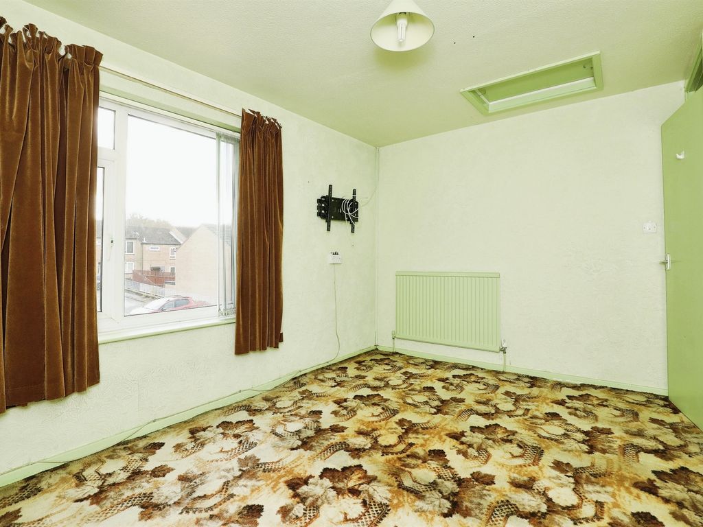 3 bed terraced house for sale in Eastcroft Glen, Westfield, Sheffield S20, £90,000