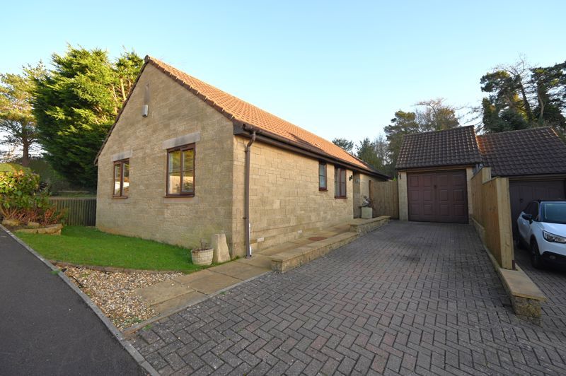 3 bed detached bungalow for sale in Tyning Hill, Radstock BA3, £359,950