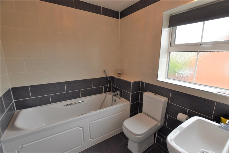 3 bed detached house for sale in Colliers Rise, Radstock BA3, £335,000