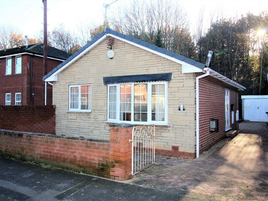 2 bed bungalow for sale in Arden Gate, Doncaster, South Yorkshire DN4, £165,000