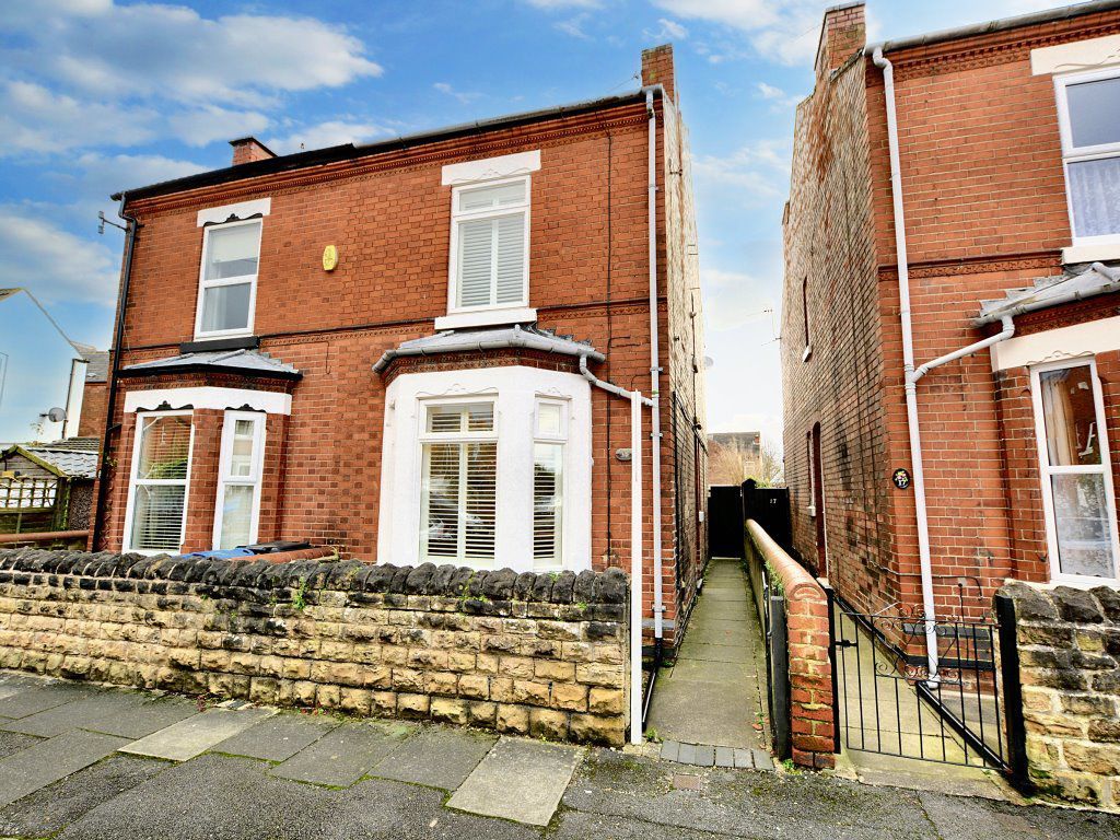 3 bed semi-detached house to rent in Neale Street, Long Eaton NG10, £975 pcm