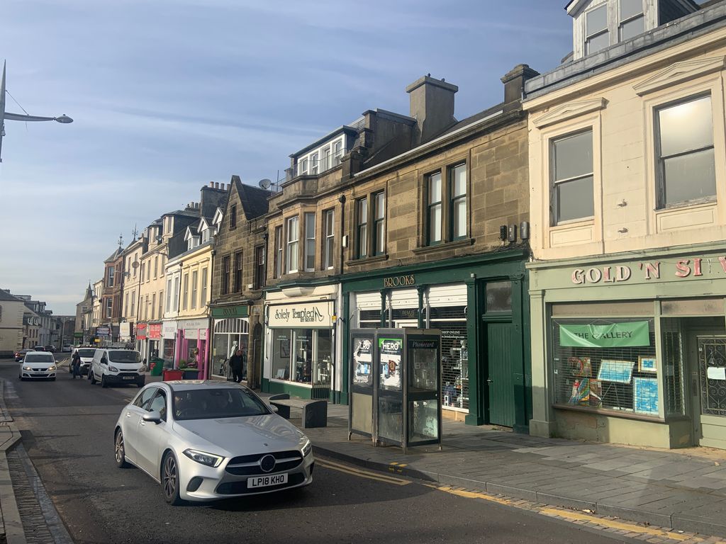 Retail premises to let in High Street, Lanark ML11, £12,000 pa