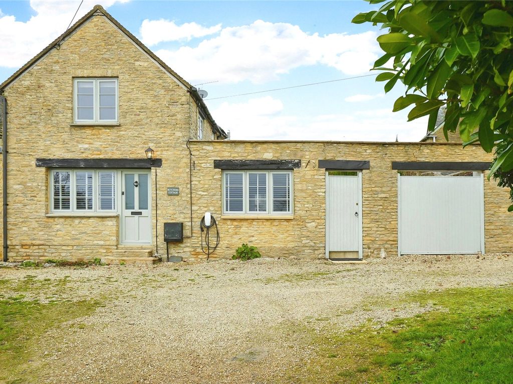 4 bed detached house to rent in Leafield, Oxfordshire OX29, £2,750 pcm