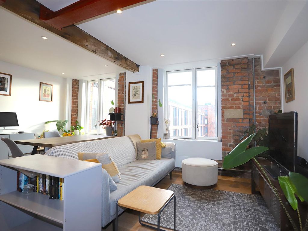 1 bed flat for sale in Murrays Mills, Ancoats M4, £255,000