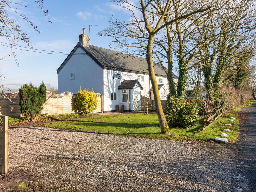 2 bed cottage for sale in Miller Lane, Catforth, Preston PR4, £275,000
