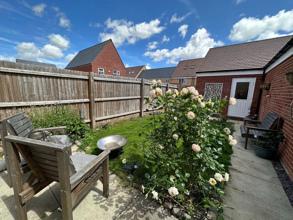 2 bed semi-detached house for sale in Maskin Drive, Biggleswade SG18, £315,000