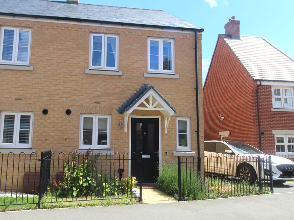2 bed semi-detached house for sale in Maskin Drive, Biggleswade SG18, £315,000