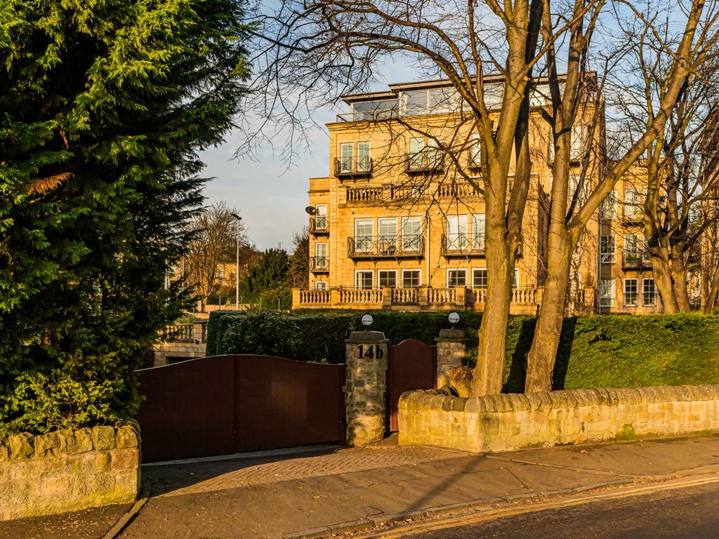 3 bed flat for sale in Riversdale Crescent, Edinburgh EH12, £480,000