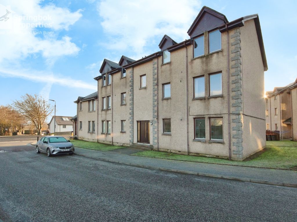 2 bed flat for sale in Esslemont Drive, Inverurie, Aberdeenshire AB51, £105,000