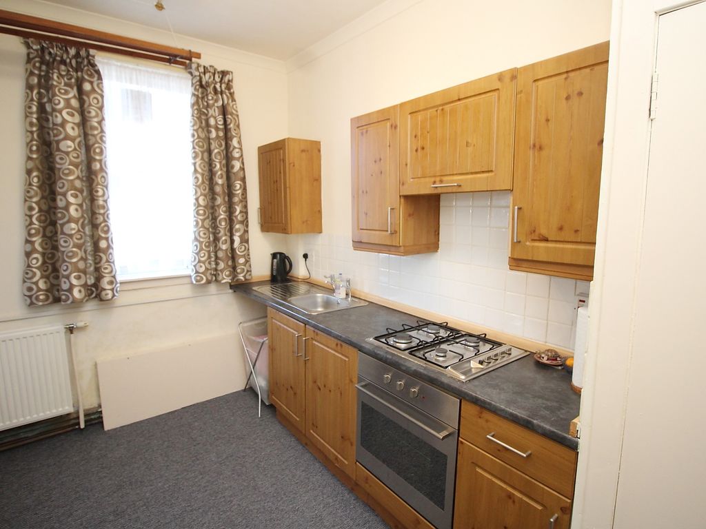 2 bed flat for sale in Tontine Park, Renton, Dumbarton G82, £52,000