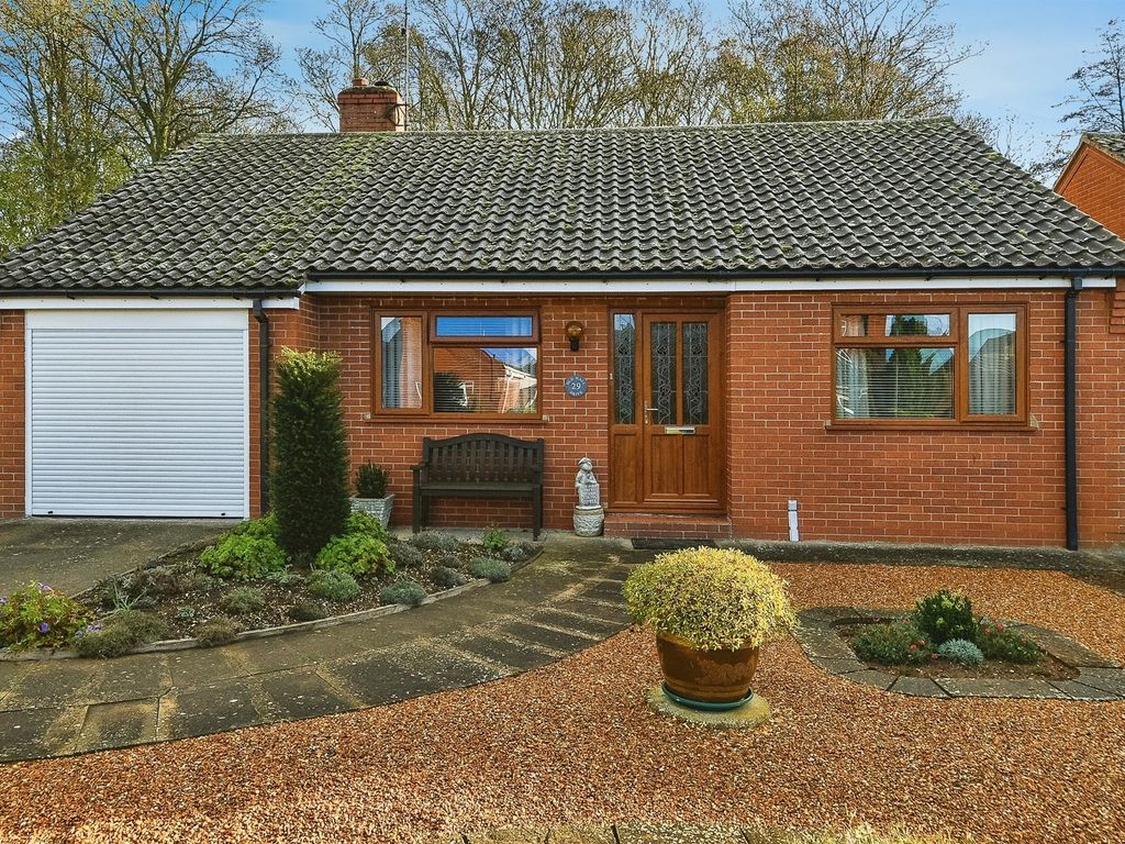 2 bed detached bungalow for sale in Old Hall Drive, Dersingham, King's Lynn PE31, £340,000