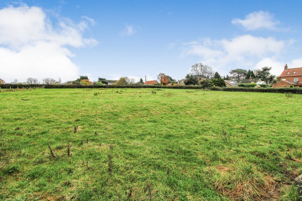 Property for sale in Back Lane, Little Ouseburn, York YO26, £20,000