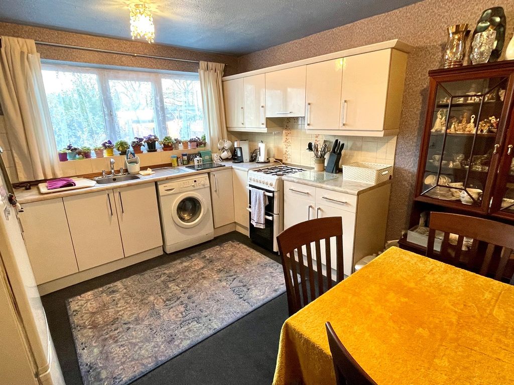 3 bed terraced house for sale in Wolverhampton Road, Wednesfield, Wolverhampton WV10, £160,000
