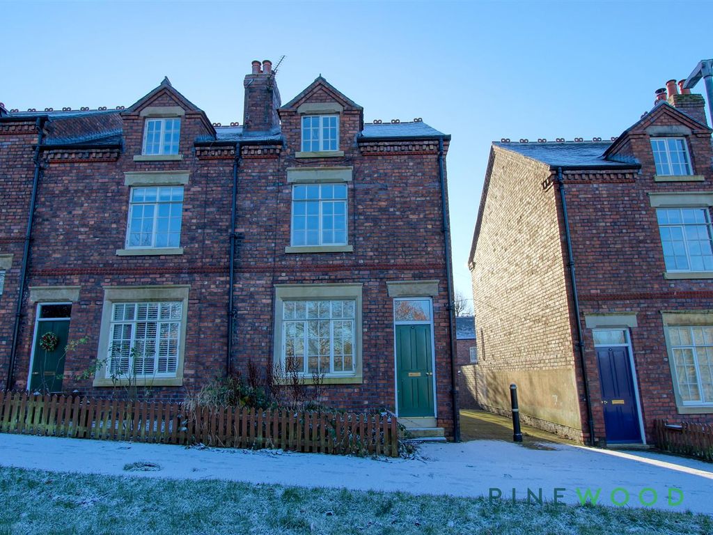 3 bed terraced house for sale in New Bolsover, Bolsover, Chesterfield S44, £135,000