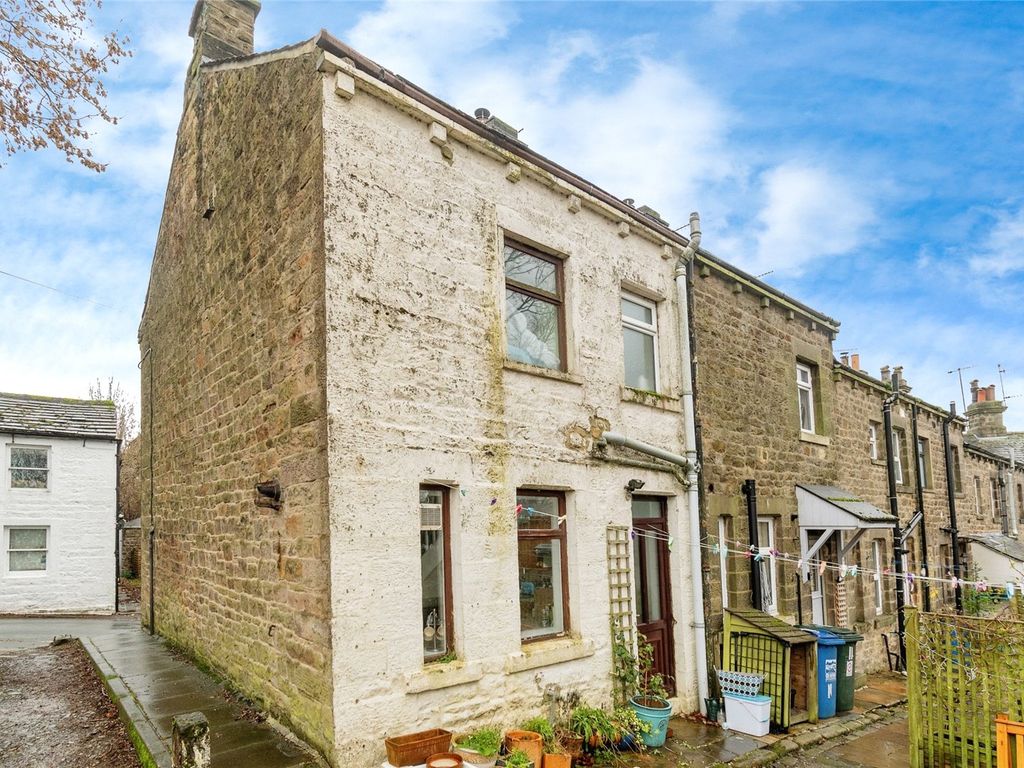 2 bed end terrace house for sale in West Lane, Embsay, Skipton BD23, £200,000