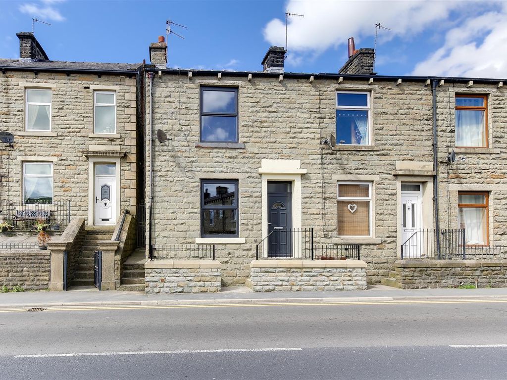 2 bed end terrace house to rent in Newchurch Road, Stacksteads, Bacup OL13, £650 pcm