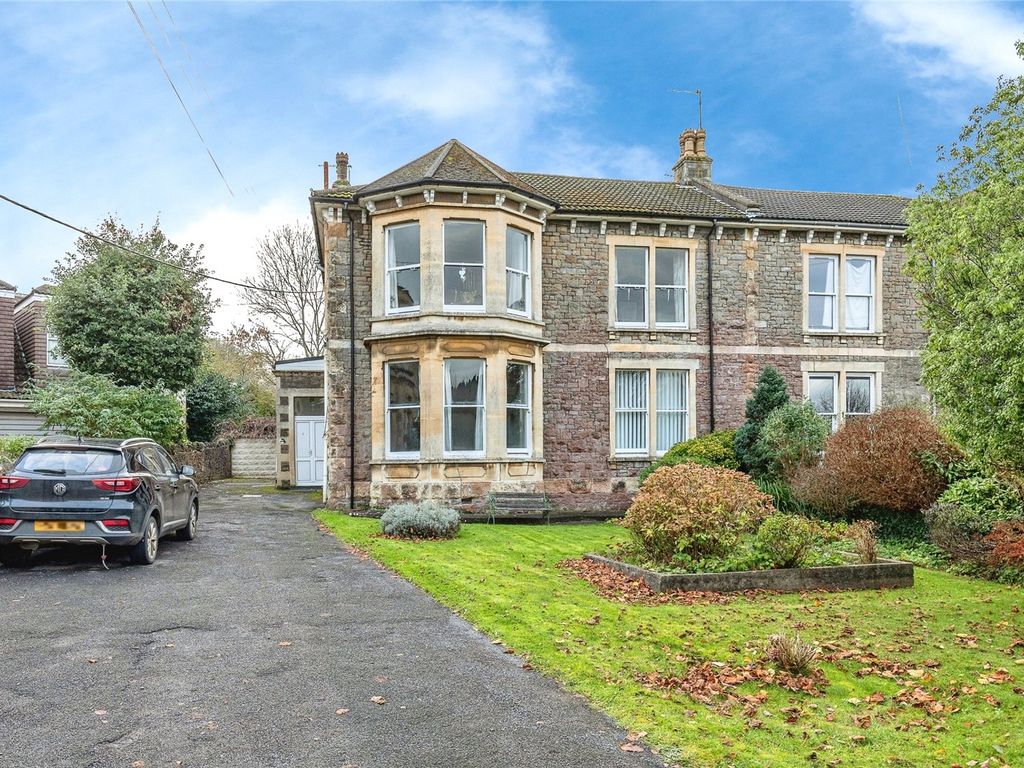 1 bed flat for sale in Cambridge Road, Clevedon, Somerset BS21, £275,000