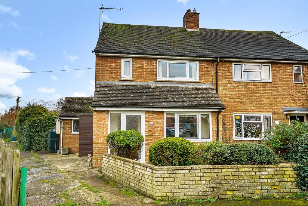 2 bed semi-detached house for sale in Whitchurch, Buckinghamshire HP22, £375,000