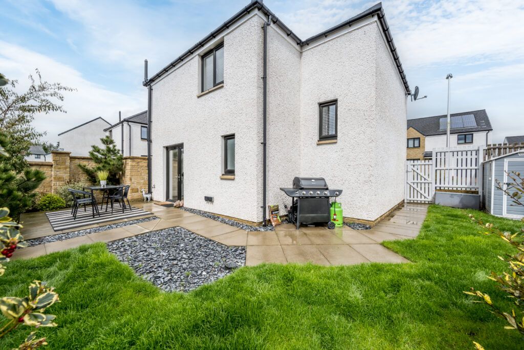 4 bed detached house for sale in Braes Of Gray Road, Liff, Dundee DD2, £255,000