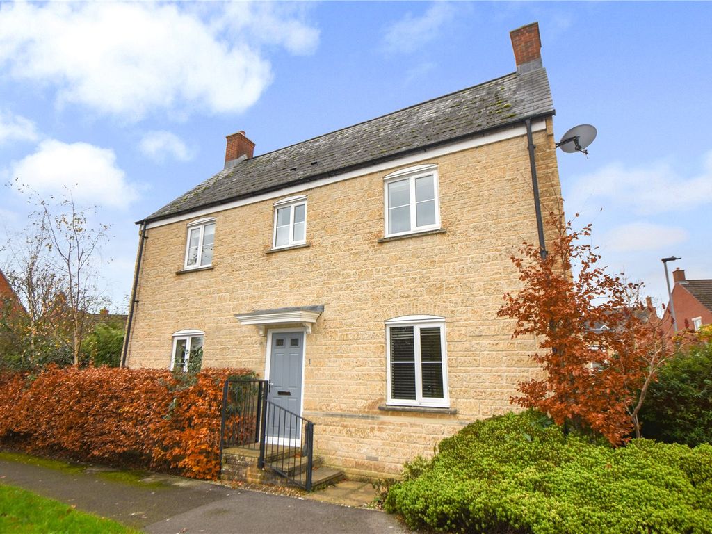 4 bed detached house for sale in Olympian Road, Pewsey, Wiltshire SN9, £535,000