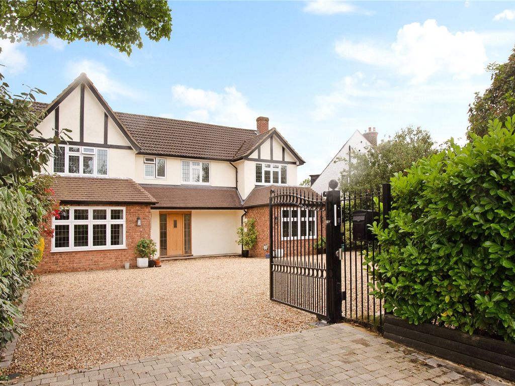 5 bed detached house for sale in Redvers Road, Warlingham CR6, £1,250,000