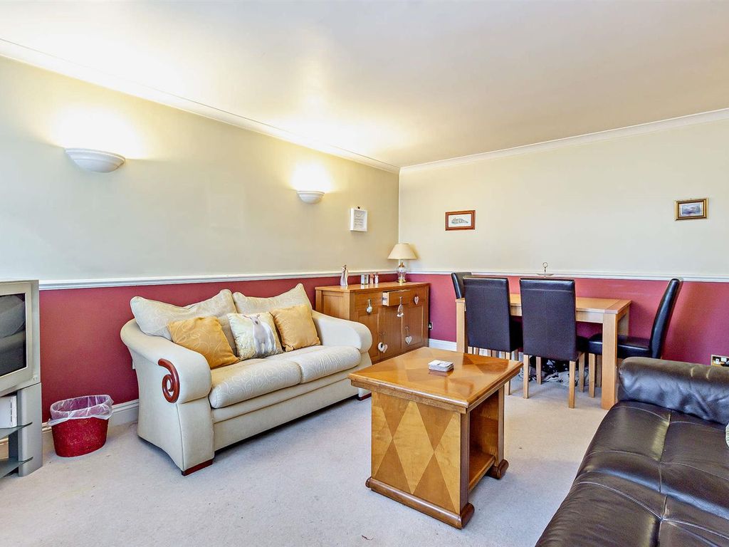 2 bed flat for sale in Udall Gardens, Collier Row, Romford RM5, £265,000