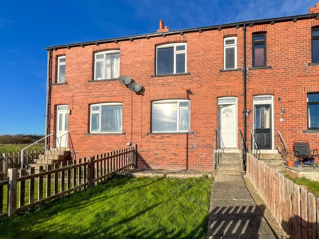 2 bed property to rent in Parkside, Flockton, Wakefield WF4, £695 pcm