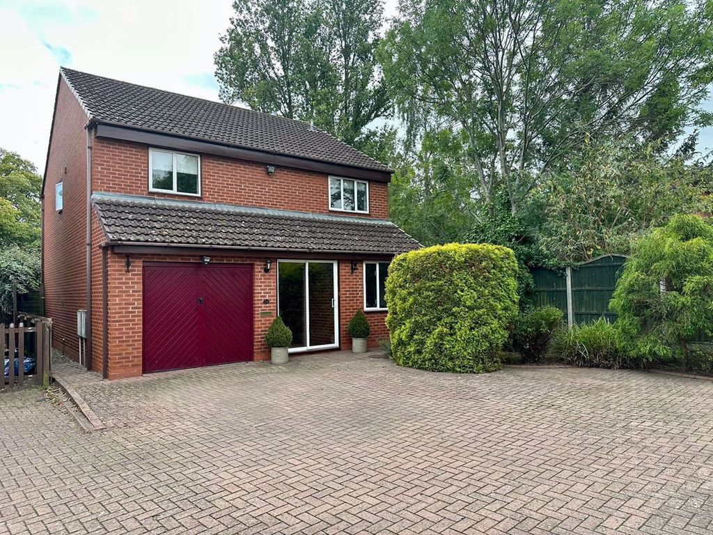 4 bed detached house for sale in Cleeve Orchard, Holmer, Hereford HR1, £355,000