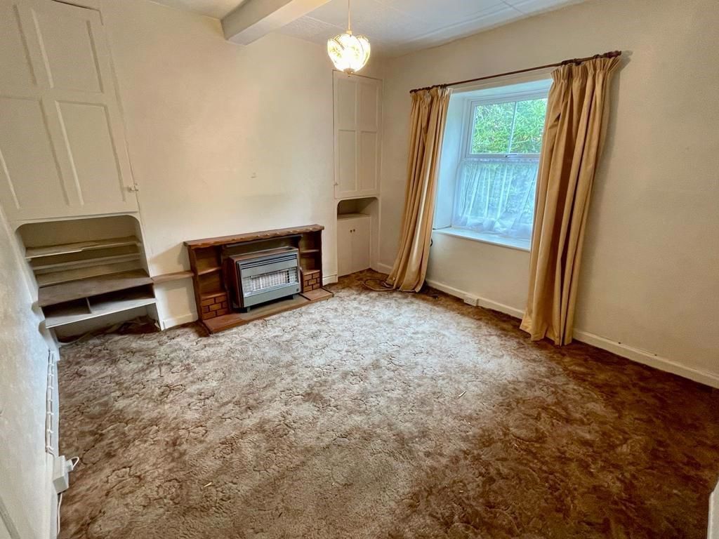 3 bed end terrace house for sale in Island Terrace, Kington HR5, £180,000