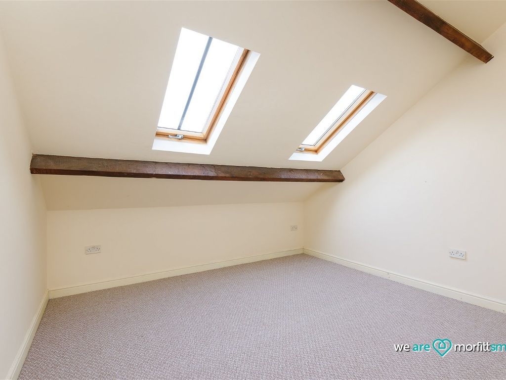 2 bed penthouse for sale in Baxter Mews, Wadsley Bridge, Sheffield S6, £140,000