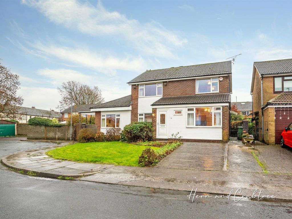 4 bed detached house for sale in Lon Werdd, Michaelston, Cardiff CF5, £350,000
