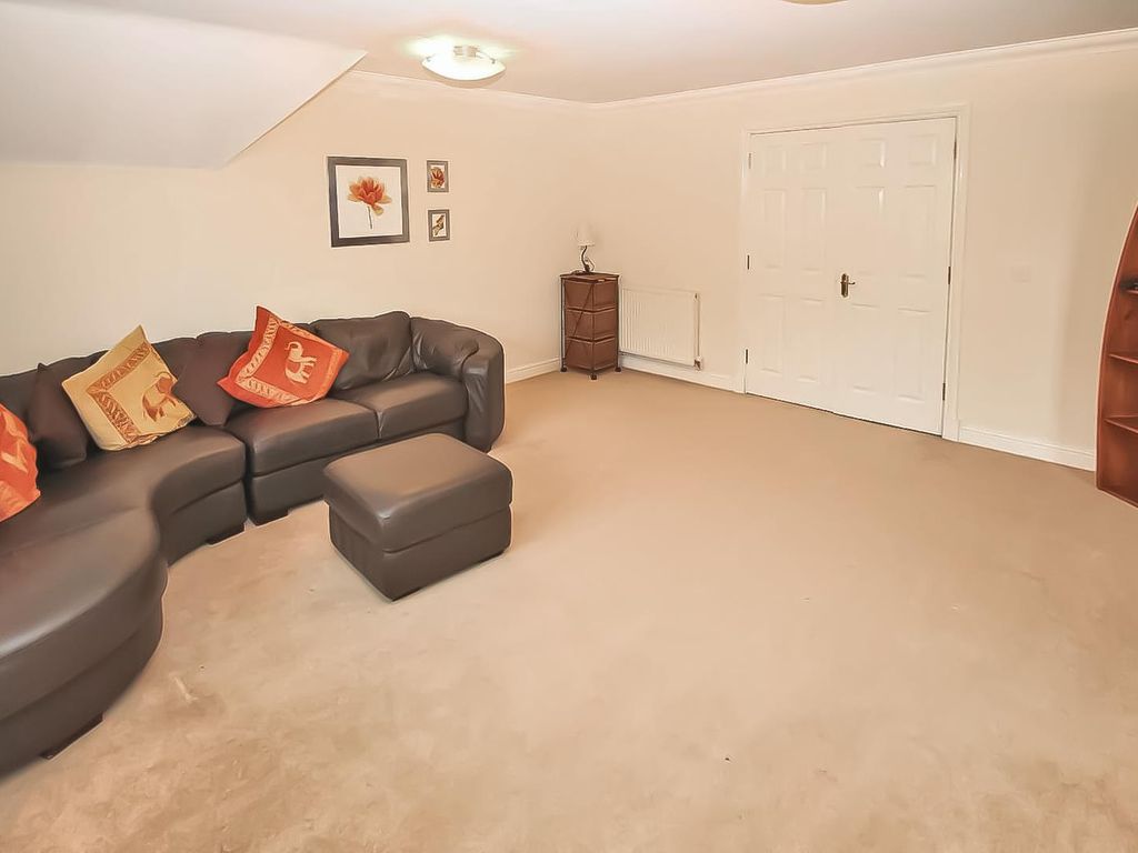 2 bed flat for sale in Castle Acre, Monkston, Milton Keynes MK10, £255,000