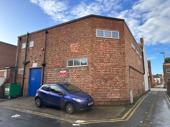Retail premises for sale in Ravendale Street North, Scunthorpe, North Lincolnshire DN15, £235,000