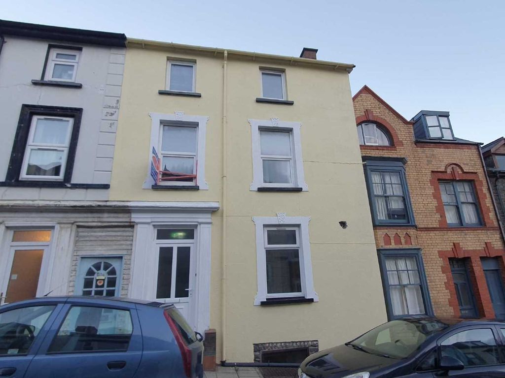 3 bed property to rent in High Street, Aberystwyth SY23, £455 pppm