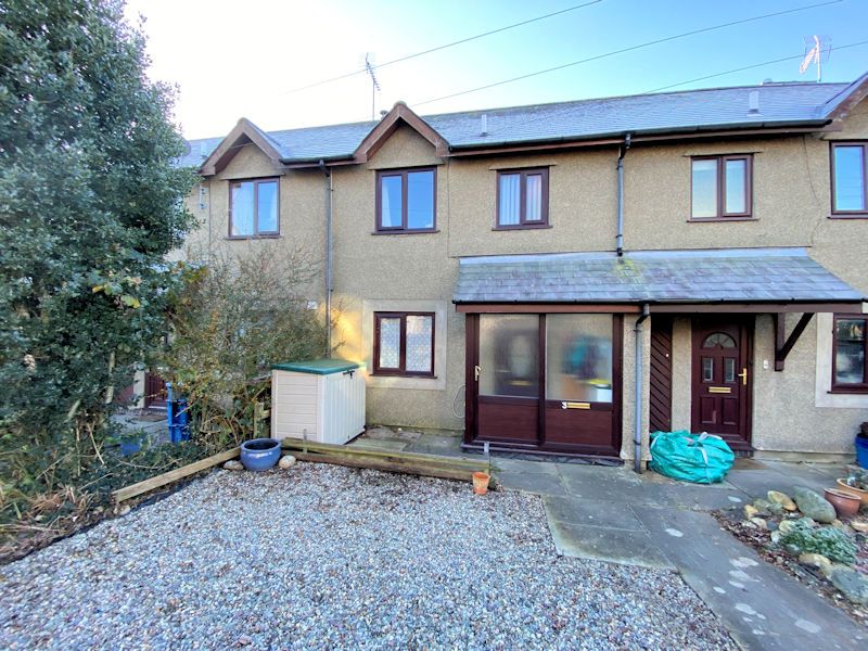 2 bed terraced house for sale in Pen Y Garth, Tywyn LL36, £165,000