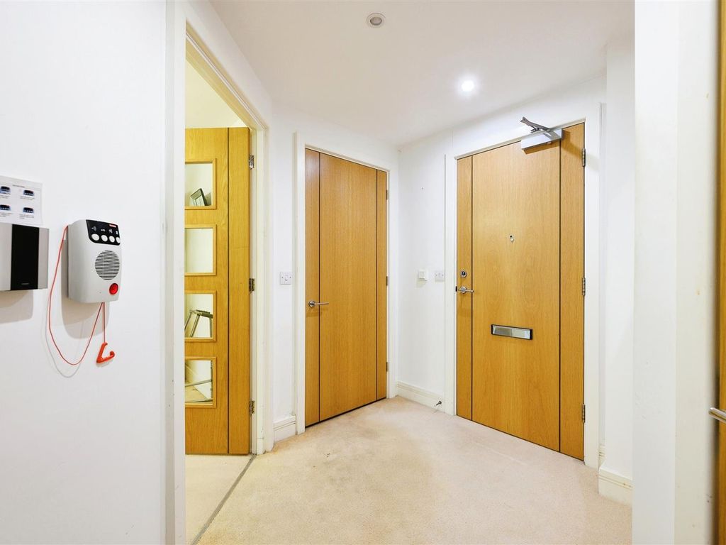 1 bed flat for sale in Weighbridge Court, 301 High Street, Chipping Ongar, Essex CM5, £279,999