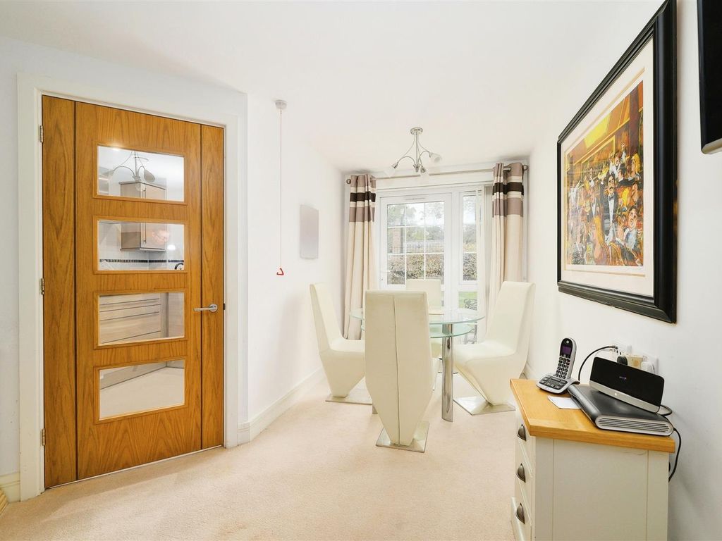 1 bed flat for sale in Weighbridge Court, 301 High Street, Chipping Ongar, Essex CM5, £279,999