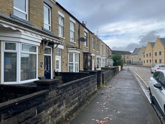 3 bed terraced house to rent in South Church Road, Bishop Auckland DL14, £695 pcm