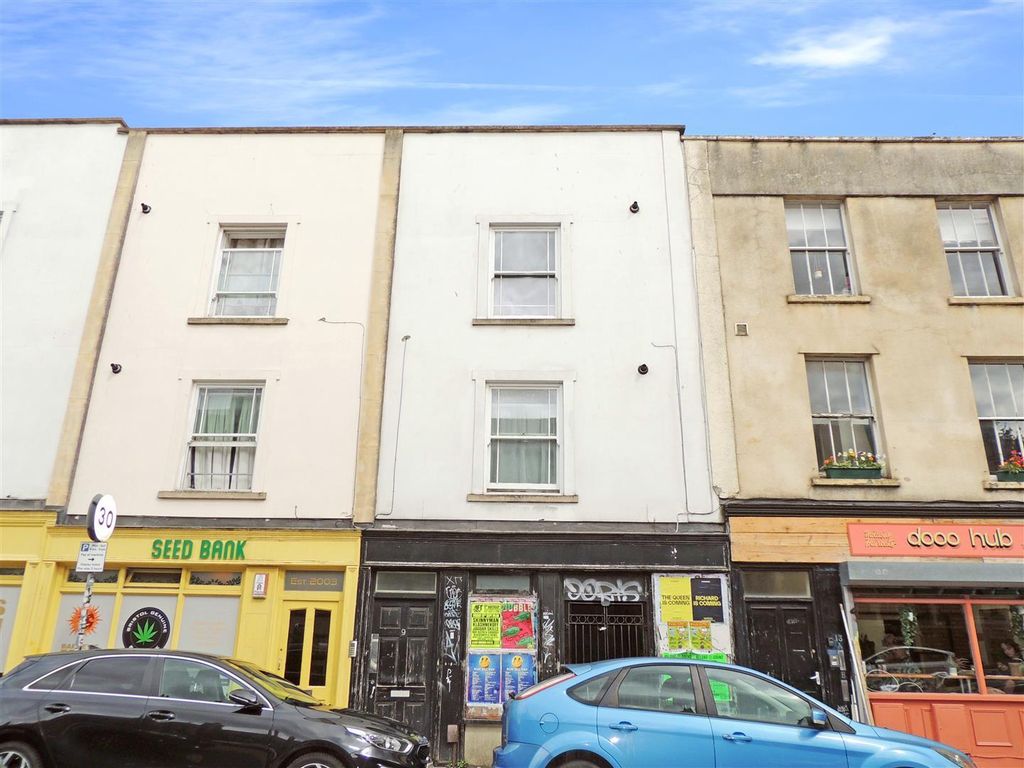 1 bed flat for sale in Midland Road, St Phillips, Bristol BS2, £160,000