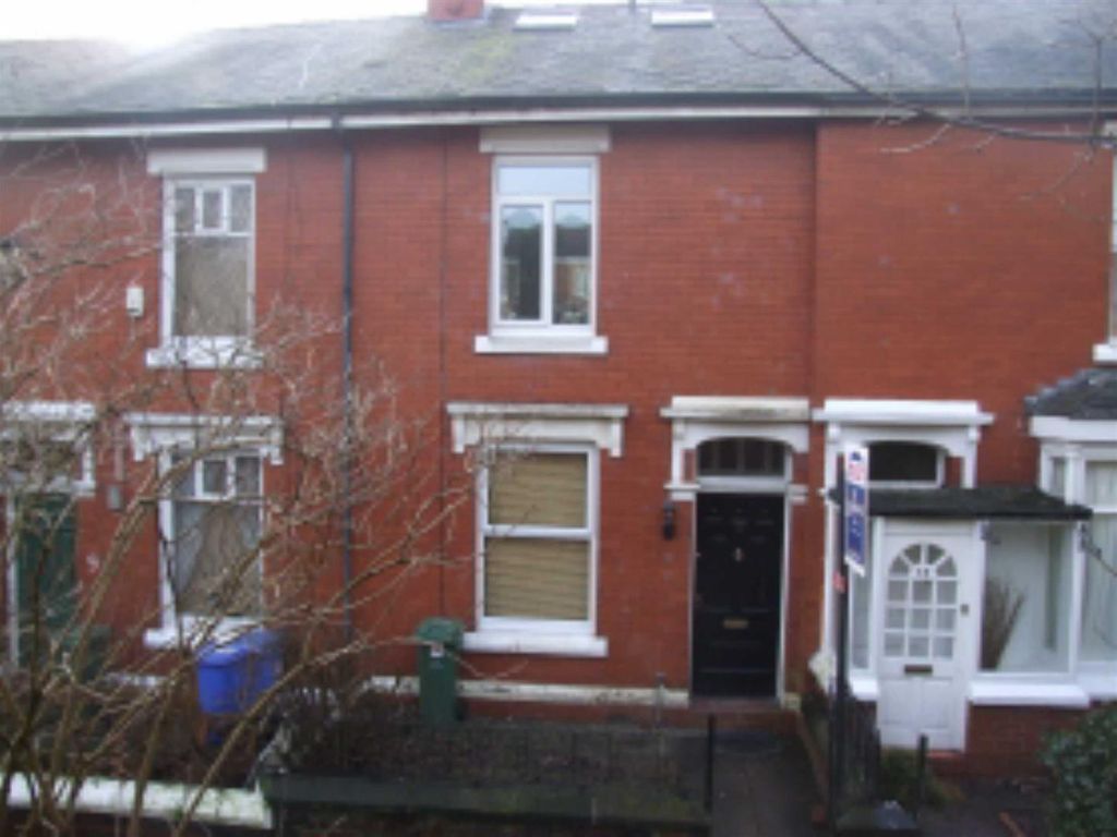 3 bed terraced house to rent in Sutherland Street, Ashton-Under-Lyne OL6, £1,100 pcm